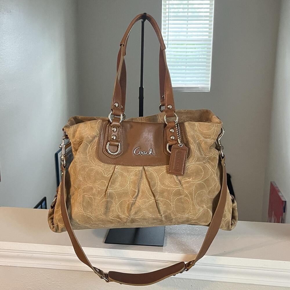 Coach Satchel Bag Soho Suede Leather Two way Signature Ashley y2k Shoulder 15720